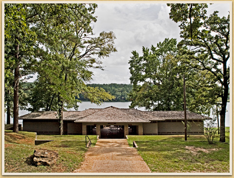 Bath House, Tyler State Park, 2008